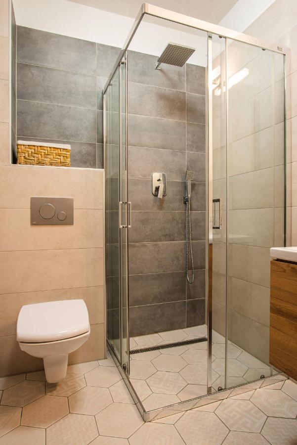 Bazalt Apartments Меркуря-Чук Экстерьер фото
